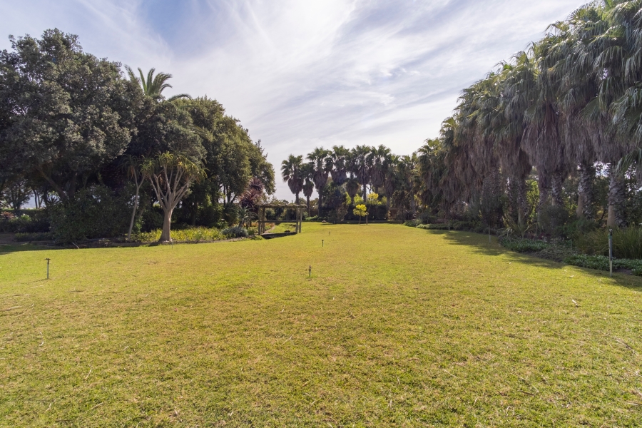 6 Bedroom Property for Sale in Schaap Kraal Western Cape